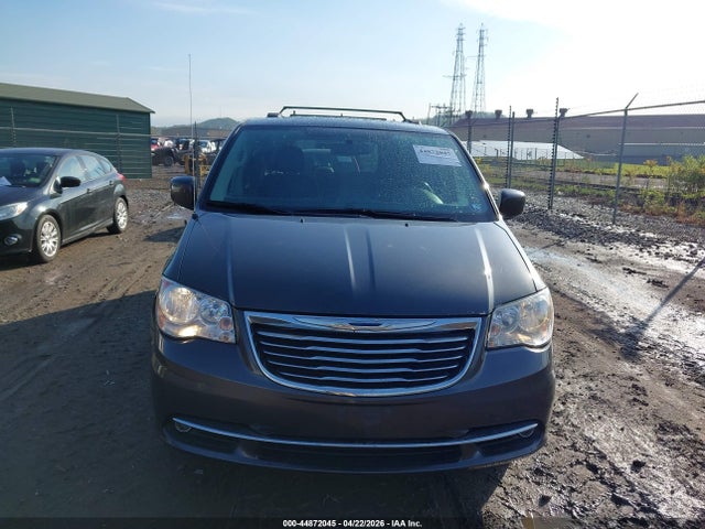 2016 Chrysler Town & Country Touring მანქანა იყიდება აუქციონზე, vin: 2C4RC1BG6GR212805, აუქციონის ნომერი: 44872045