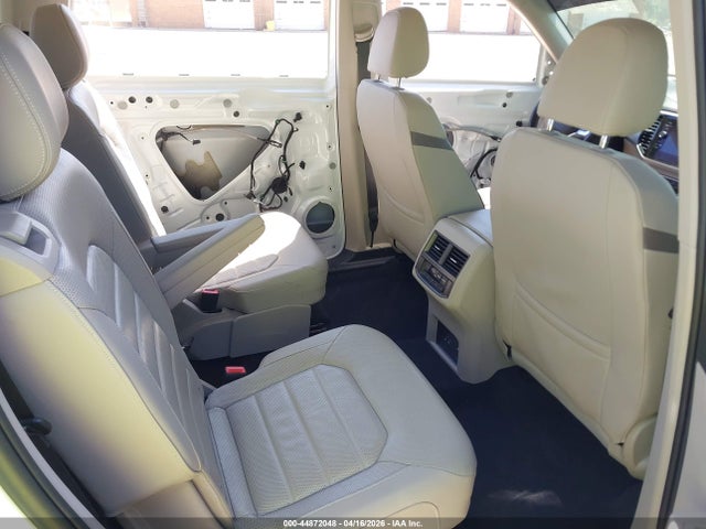 Aukcja sprzedaży 2021 Volkswagen Atlas 3.6l V6 Sel Premium, vin: 1V2TR2CA1MC558509, numer aukcji: 44872048