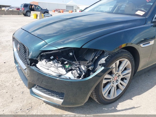 2016 Jaguar Xf 35t Premium მანქანა იყიდება აუქციონზე, vin: SAJBD4BV4GCY08178, აუქციონის ნომერი: 44872057