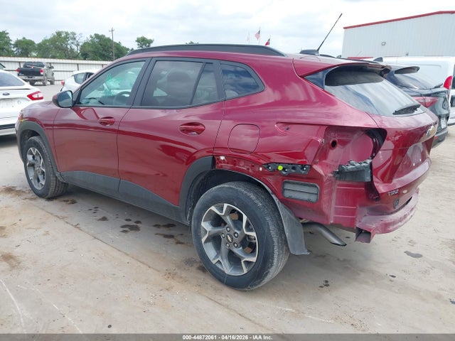 2025 CHEVROLET TRAX KL77LHEP4SC213591 Photo 2
