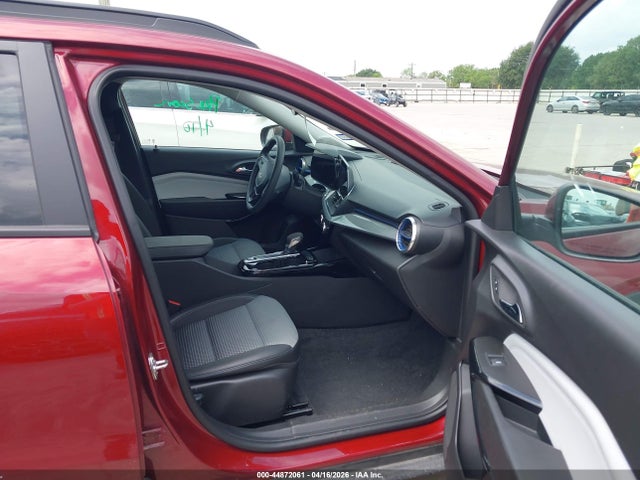 2025 CHEVROLET TRAX KL77LHEP4SC213591 Photo 4