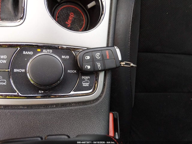 Продажа на аукционе авто 2017 Jeep Grand Cherokee Trailhawk 4x4, vin: 1C4RJFLT1HC677775, номер лота: 44872071
