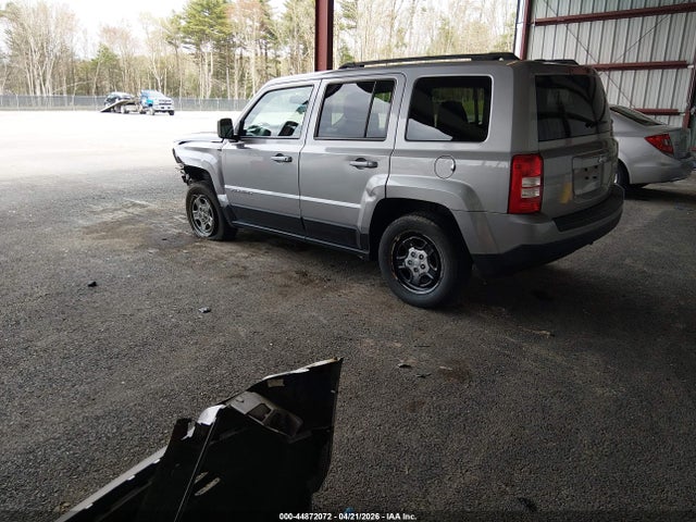 2016 Jeep Patriot Sport მანქანა იყიდება აუქციონზე, vin: 1C4NJPBB1GD739794, აუქციონის ნომერი: 44872072