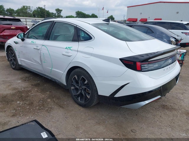 2025 HYUNDAI SONATA KMHL64JAXSA448930 Photo 2