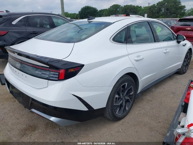 2025 HYUNDAI SONATA KMHL64JAXSA448930 Photo 3