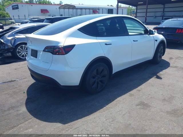 2025 Tesla Model Y Long Range Dual Motor All-wheel Drive მანქანა იყიდება აუქციონზე, vin: 7SAYGDEE2SA352947, აუქციონის ნომერი: 44872082