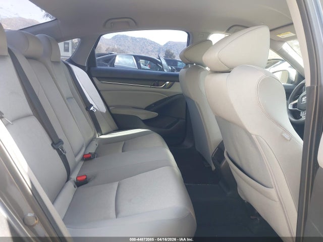 1HGCV1F12JA125213 Honda ACCORD LX