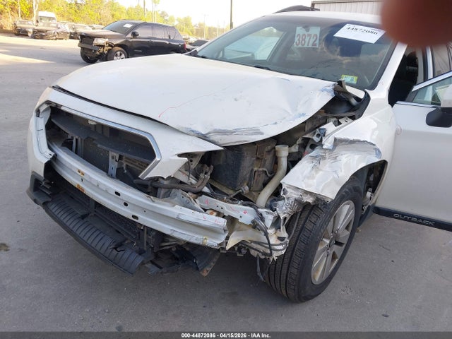44872086 :رقم المزاد ، 4S4BSACC9J3264070 vin ، 2018 Subaru Outback 2.5i Premium مزاد بيع