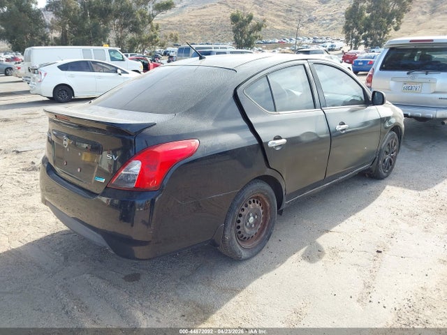 44872092 :رقم المزاد ، 3N1CN7AP4FL831695 vin ، 2015 Nissan Versa 1.6 Sv مزاد بيع