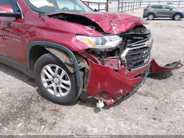 Chevrolet Traverse 1lt 2018 1GNERGKW3JJ127849 Image 11