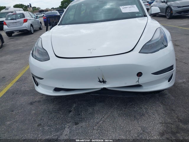 44872151 :رقم المزاد ، 5YJ3E1EA6MF868159 vin ، 2021 Tesla Model 3 Standard Range Plus Rear-wheel Drive مزاد بيع