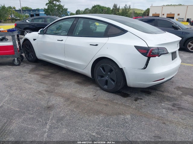 44872151 :رقم المزاد ، 5YJ3E1EA6MF868159 vin ، 2021 Tesla Model 3 Standard Range Plus Rear-wheel Drive مزاد بيع