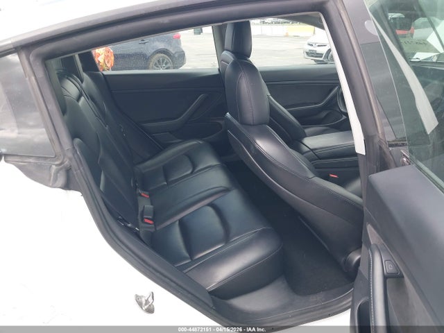 44872151 :رقم المزاد ، 5YJ3E1EA6MF868159 vin ، 2021 Tesla Model 3 Standard Range Plus Rear-wheel Drive مزاد بيع