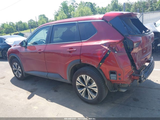 44872157 :رقم المزاد ، 5N1BT3BA2NC726774 vin ، 2022 Nissan Rogue Sv Fwd مزاد بيع