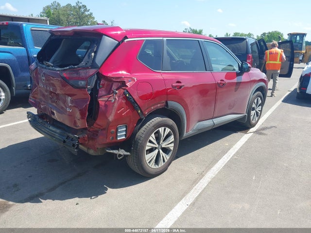 44872157 :رقم المزاد ، 5N1BT3BA2NC726774 vin ، 2022 Nissan Rogue Sv Fwd مزاد بيع