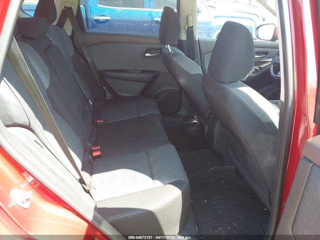44872157 :رقم المزاد ، 5N1BT3BA2NC726774 vin ، 2022 Nissan Rogue Sv Fwd مزاد بيع