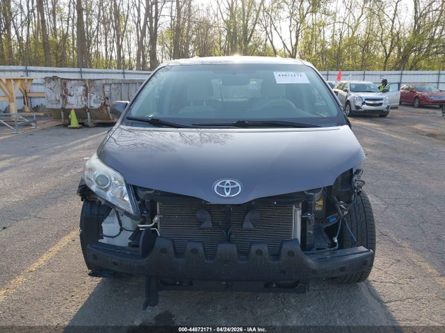Продаж на аукціоні авто 2014 Toyota Sienna Le V6 8 Passenger, vin: 5TDKK3DCXES504150, номер лоту: 44872171