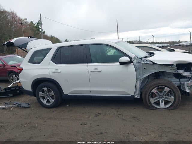 Продажа на аукционе авто 2025 Honda Pilot Ex-l, vin: 5FNYG1H49SB177002, номер лота: 44872194