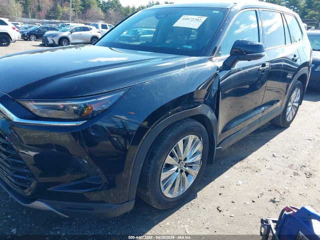 Toyota Grand Highlander Platinum 2024 5TDAAAB50RS065781 Image 6