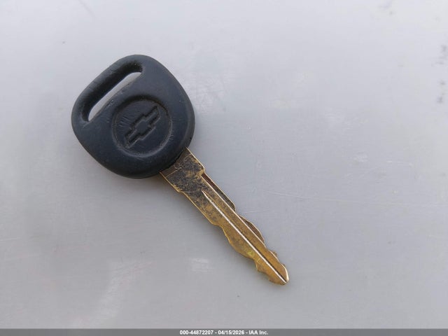 44872207 :رقم المزاد ، 1GKDS13S532262432 vin ، 2003 Gmc Envoy Sle مزاد بيع