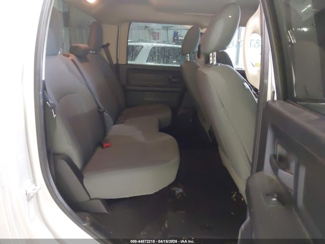 44872218 :رقم المزاد ، 1C6RR7KG7HS826593 vin ، 2017 Ram 1500 Tradesman  4x4 5'7 Box مزاد بيع