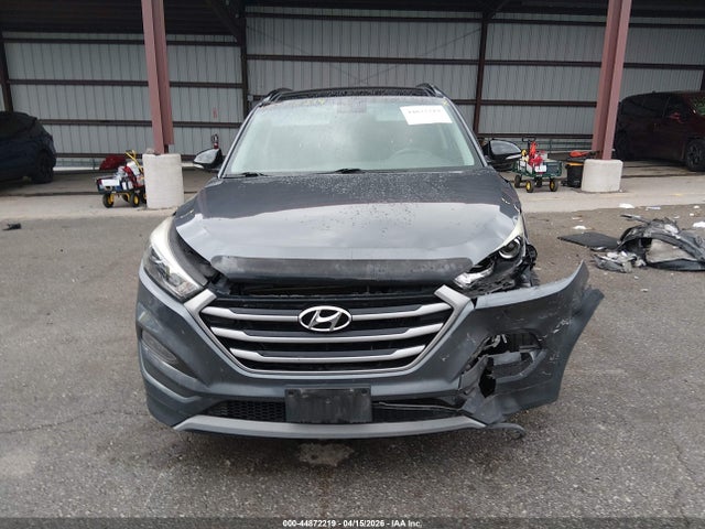 44872219 :رقم المزاد ، KM8J3CA24HU476166 vin ، 2017 Hyundai Tucson Night مزاد بيع