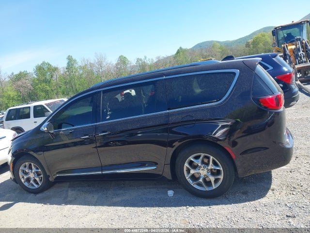 44872249 :رقم المزاد ، 2C4RC1GG8HR525526 vin ، 2017 Chrysler Pacifica Limited مزاد بيع
