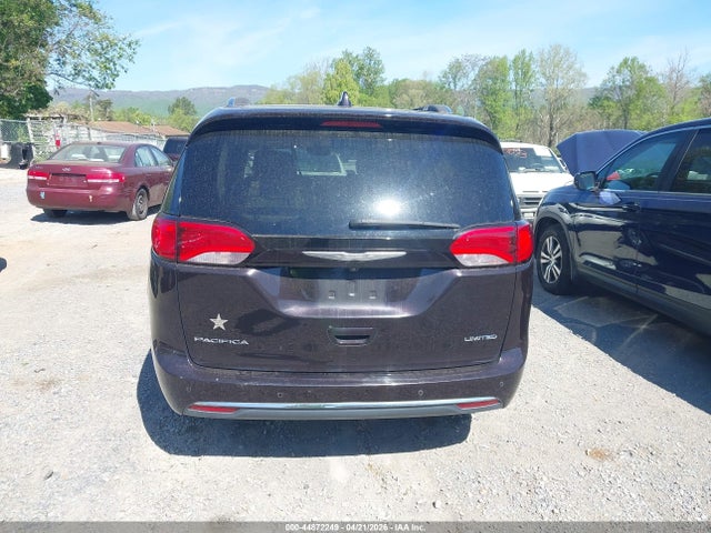44872249 :رقم المزاد ، 2C4RC1GG8HR525526 vin ، 2017 Chrysler Pacifica Limited مزاد بيع