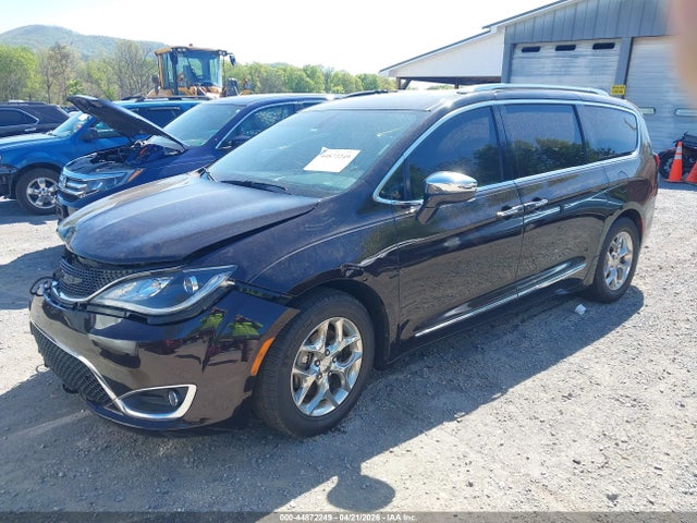 44872249 :رقم المزاد ، 2C4RC1GG8HR525526 vin ، 2017 Chrysler Pacifica Limited مزاد بيع