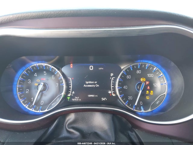 44872249 :رقم المزاد ، 2C4RC1GG8HR525526 vin ، 2017 Chrysler Pacifica Limited مزاد بيع