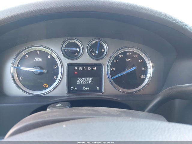 2010 Cadillac Escalade Premium მანქანა იყიდება აუქციონზე, vin: 1GYUKCEF9AR146690, აუქციონის ნომერი: 44872257