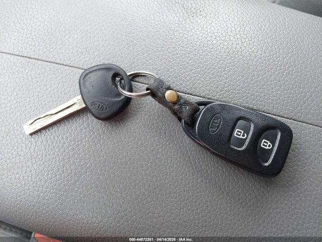 44872261 :رقم المزاد ، 5XYKT4A24BG121473 vin ، 2011 Kia Sorento Lx V6 مزاد بيع