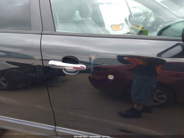 44872261 :رقم المزاد ، 5XYKT4A24BG121473 vin ، 2011 Kia Sorento Lx V6 مزاد بيع