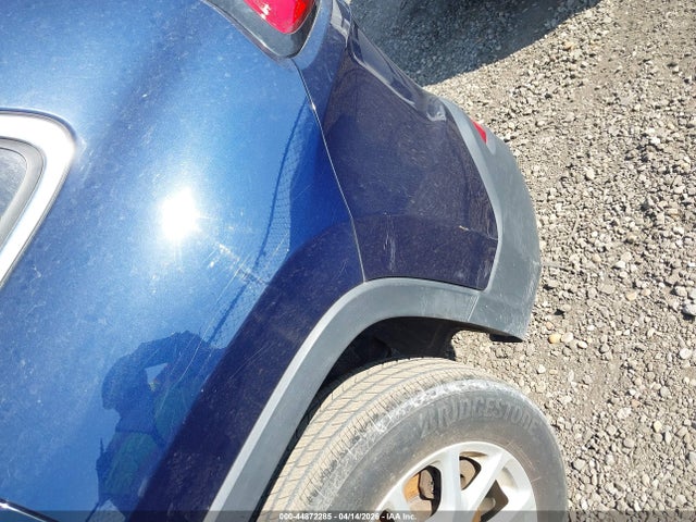 44872285 :رقم المزاد ، 1C4PJMCB1EW180867 vin ، 2014 Jeep Cherokee Latitude مزاد بيع