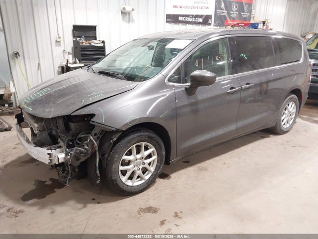 Продажа на аукционе авто 2020 Chrysler Voyager Lx, vin: 2C4RC1CG3LR136677, номер лота: 44872292