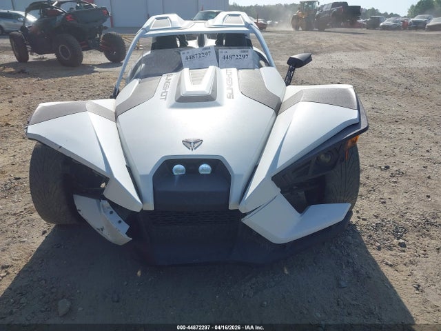 Polaris Slingshot Sl 2018 57XAAPFA2J8126669 Image 12