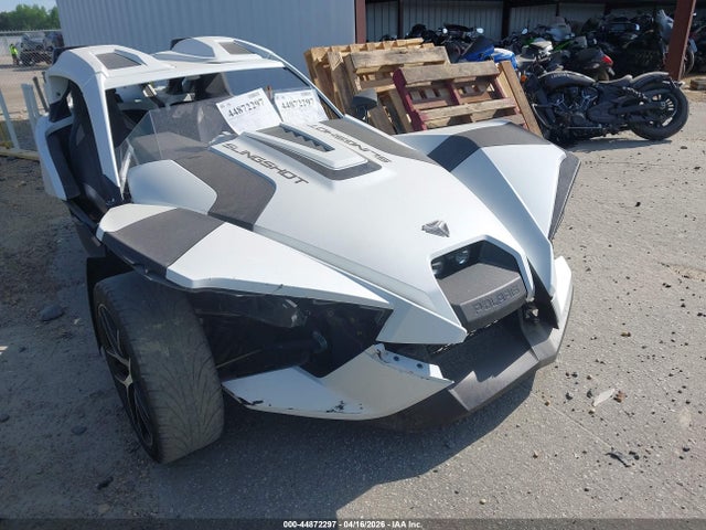 Polaris Slingshot Sl 2018 57XAAPFA2J8126669 Image 18