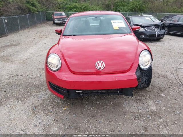 2012 Volkswagen Beetle 2.5l მანქანა იყიდება აუქციონზე, vin: 3VWJP7ATXCM622332, აუქციონის ნომერი: 44872316