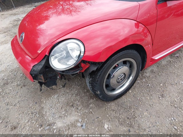 2012 Volkswagen Beetle 2.5l მანქანა იყიდება აუქციონზე, vin: 3VWJP7ATXCM622332, აუქციონის ნომერი: 44872316