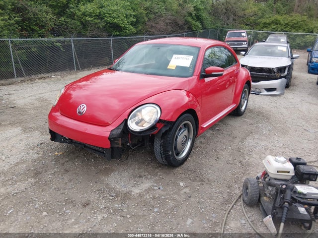 2012 Volkswagen Beetle 2.5l მანქანა იყიდება აუქციონზე, vin: 3VWJP7ATXCM622332, აუქციონის ნომერი: 44872316