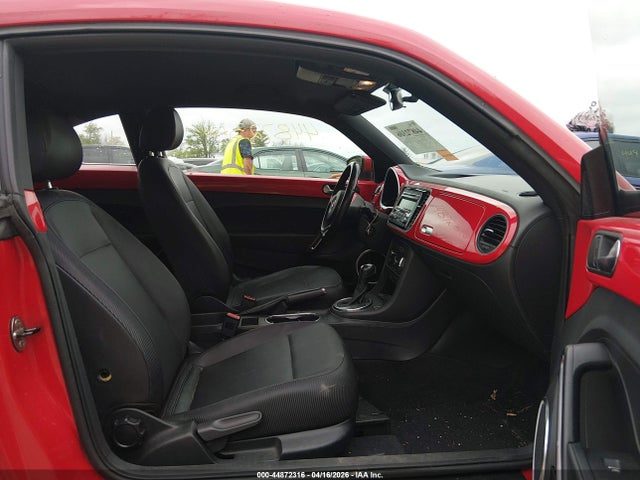 2012 Volkswagen Beetle 2.5l მანქანა იყიდება აუქციონზე, vin: 3VWJP7ATXCM622332, აუქციონის ნომერი: 44872316