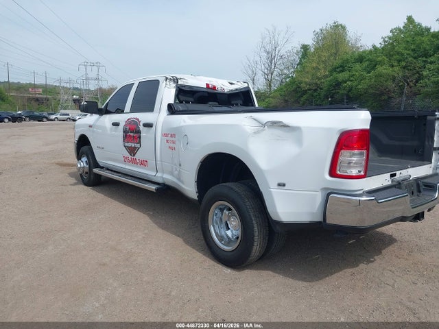 3C63RRGJ6MG687211 RAM 3500 Tradesman 4x4 8&#039; Box
