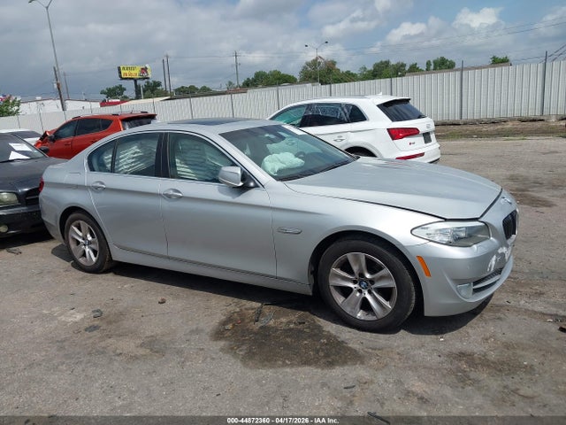 Продаж на аукціоні авто 2012 Bmw 528i, vin: WBAXG5C55CDW24109, номер лоту: 44872360