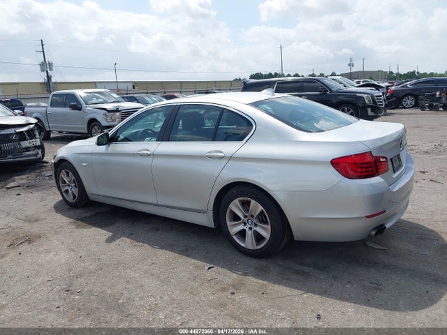 Продаж на аукціоні авто 2012 Bmw 528i, vin: WBAXG5C55CDW24109, номер лоту: 44872360