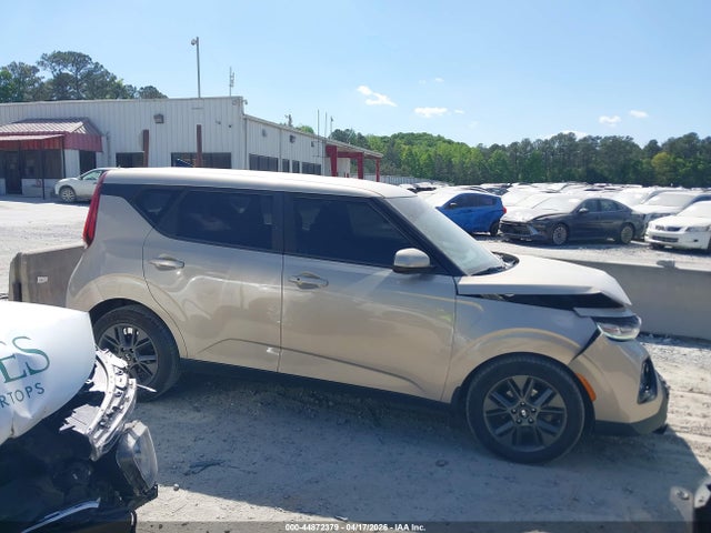 2020 Kia Soul Ex მანქანა იყიდება აუქციონზე, vin: KNDJ33AU1L7091533, აუქციონის ნომერი: 44872379