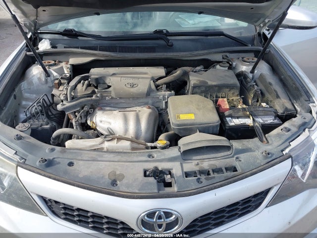 44872410 :رقم المزاد ، 4T1BF1FK6DU675996 vin ، 2013 Toyota Camry Se مزاد بيع