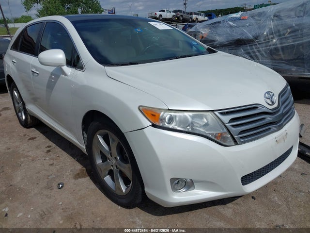 2010 Toyota Venza Base V6 მანქანა იყიდება აუქციონზე, vin: 4T3ZK3BB0AU031621, აუქციონის ნომერი: 44872454