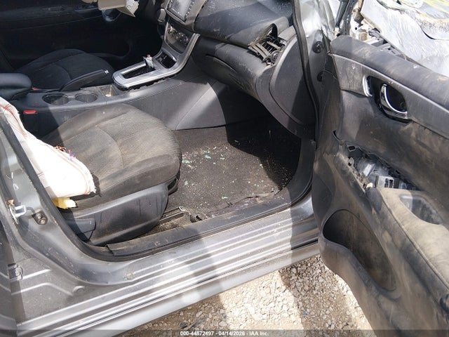 2013 Nissan Sentra Sr მანქანა იყიდება აუქციონზე, vin: 3N1AB7AP0DL775039, აუქციონის ნომერი: 44872497