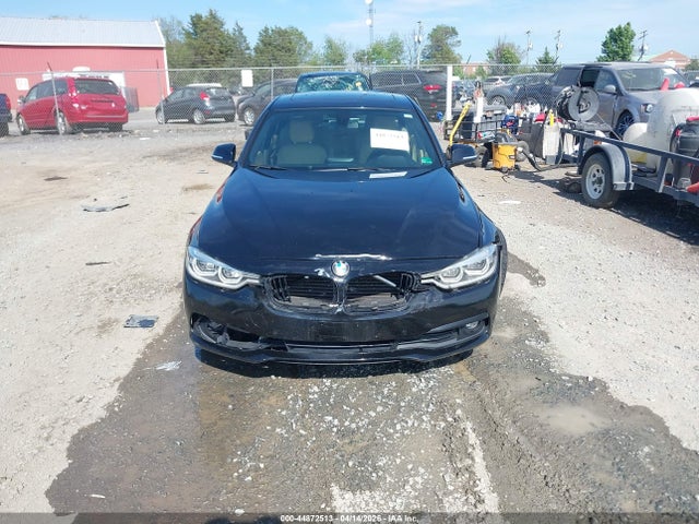 44872513 :رقم المزاد ، WBA8E5G52GNT41591 vin ، 2016 Bmw 320i Xdrive مزاد بيع