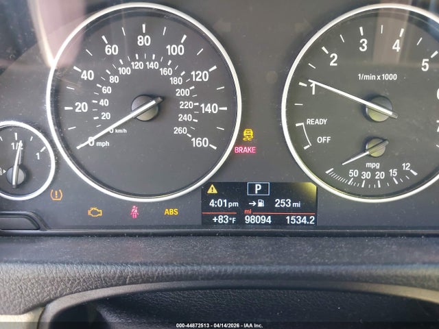 44872513 :رقم المزاد ، WBA8E5G52GNT41591 vin ، 2016 Bmw 320i Xdrive مزاد بيع